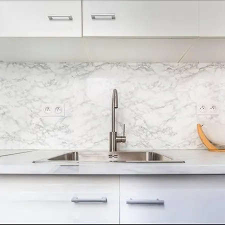 4pers#malesherbes#parc Monceau