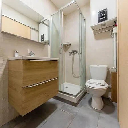 4pers#malesherbes#parc Monceau *