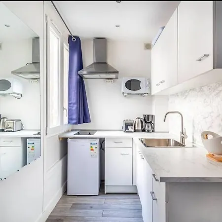 4pers#malesherbes#parc Monceau Lejlighed *